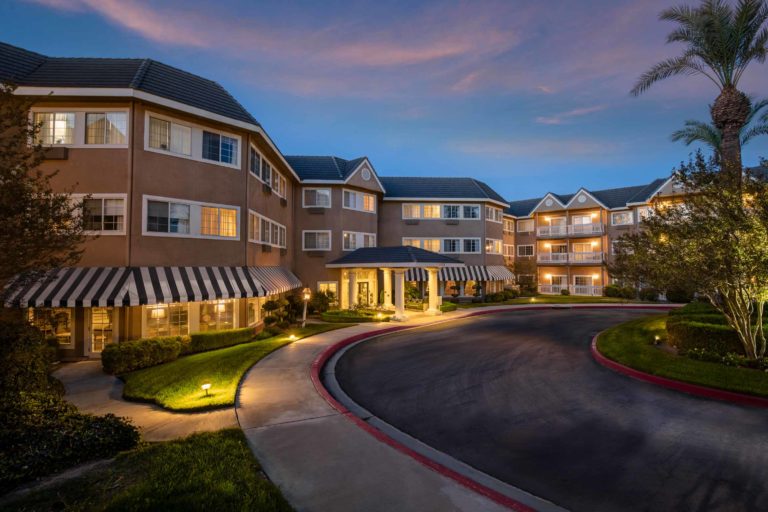 Sterling Inn Senior Living Assisted Living in Victorville, California