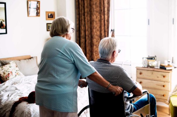 What To Do When Your Elderly Parent Can’t Walk: Overcoming Mobility Challenges listing image
