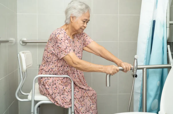 What Stage Of Dementia Is Not Bathing? And Why Don’t They Want To Bathe? listing image